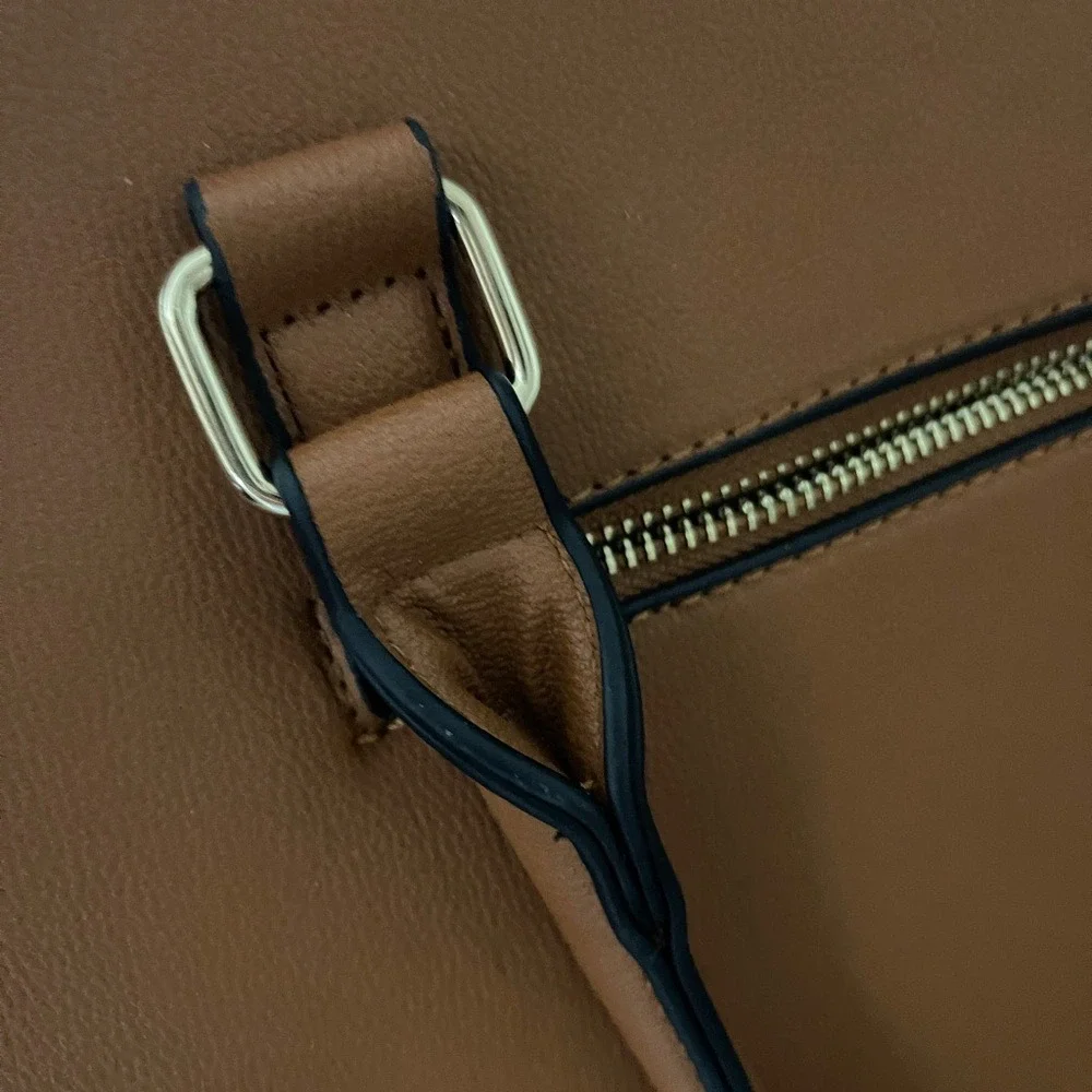 Structured Tote Bag - Picture 5 of 7